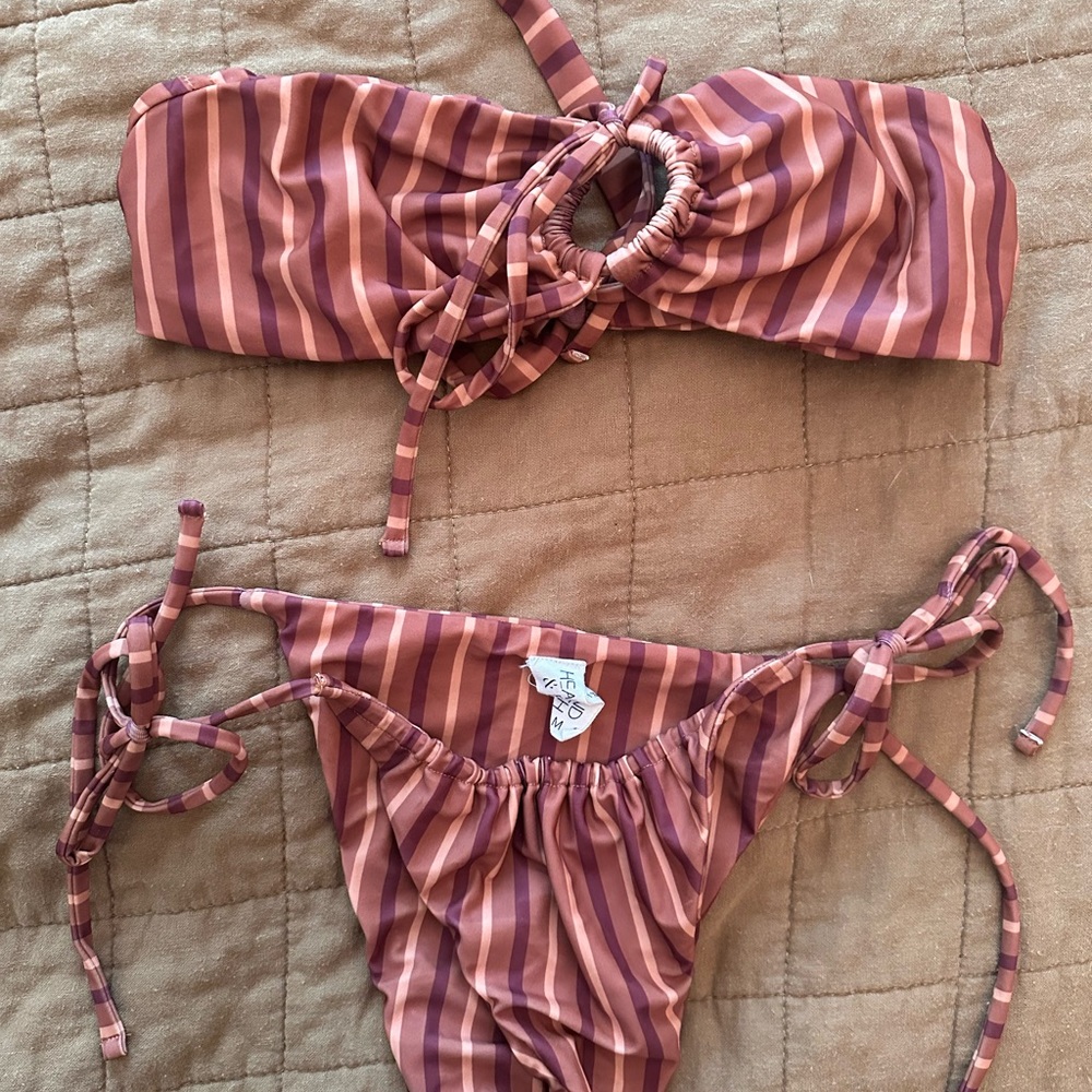 Heartland and Baulch bikini set - size M